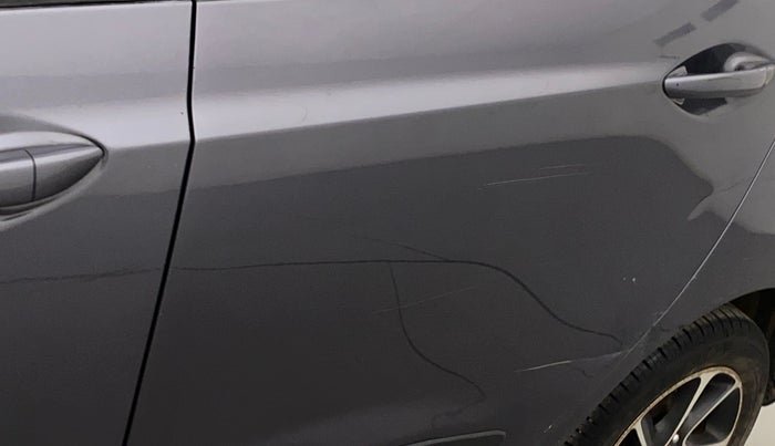 2018 Hyundai Grand i10 SPORTZ AT 1.2 KAPPA VTVT, Petrol, Automatic, 40,889 km, Rear left door - Slightly dented