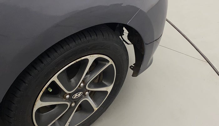 2018 Hyundai Grand i10 SPORTZ AT 1.2 KAPPA VTVT, Petrol, Automatic, 40,889 km, Right fender - Lining missing