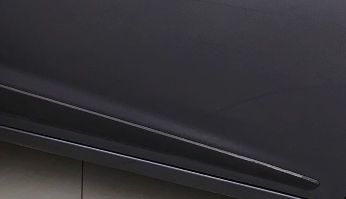 2018 Hyundai Grand i10 SPORTZ AT 1.2 KAPPA VTVT, Petrol, Automatic, 40,889 km, Driver-side door - Minor scratches