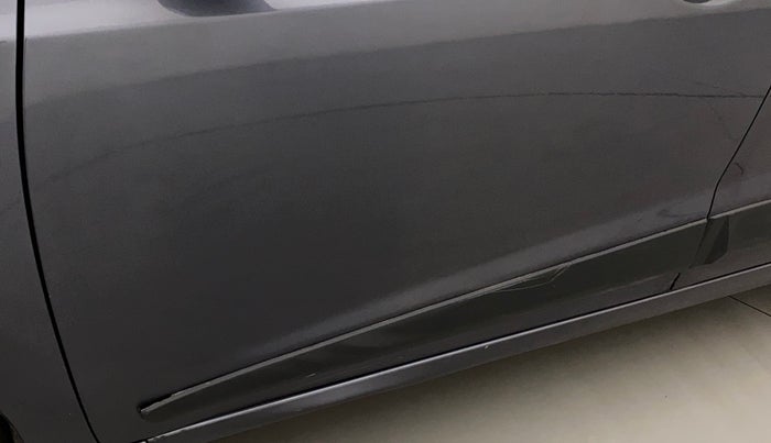 2018 Hyundai Grand i10 SPORTZ AT 1.2 KAPPA VTVT, Petrol, Automatic, 40,889 km, Front passenger door - Minor scratches