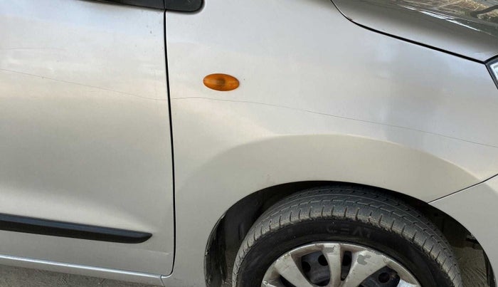 2016 Maruti Wagon R 1.0 VXI, Petrol, Manual, 74,617 km, Right fender - Minor scratches