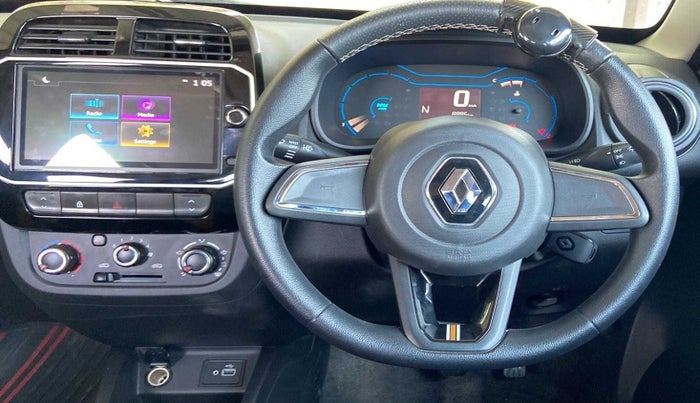 2022 Renault Kwid CLIMBER 1.0 AMT (O), Petrol, Automatic, 8,967 km, Steering Wheel Close Up