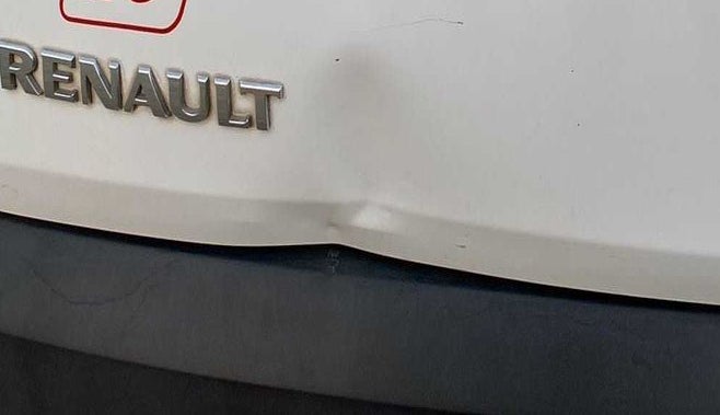 2020 Renault TRIBER RXE MT, Petrol, Manual, 46,110 km, Dicky (Boot door) - Slightly dented