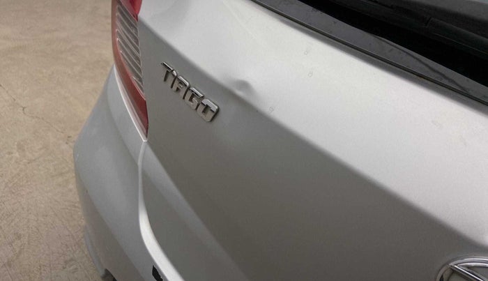 2018 Tata Tiago XZ PETROL, Petrol, Manual, 48,146 km, Dicky (Boot door) - Slightly dented