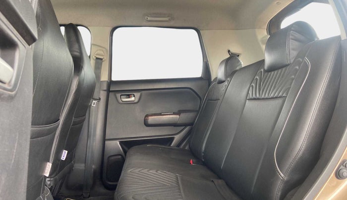 2019 Maruti New Wagon-R ZXI 1.2, Petrol, Manual, 44,095 km, Right Side Rear Door Cabin
