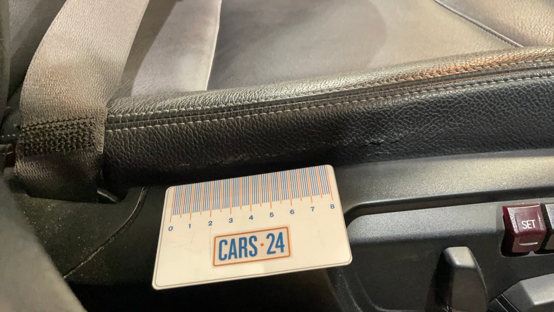 Seats Front RHS Tear