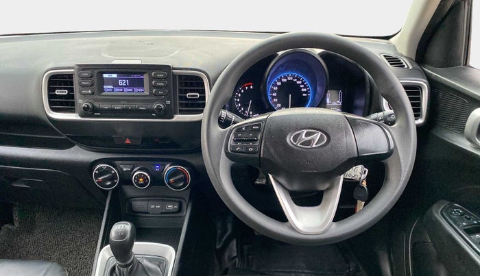 2022 Hyundai VENUE S 1.2, Petrol, Manual, 23,127 km, Steering Wheel Close Up