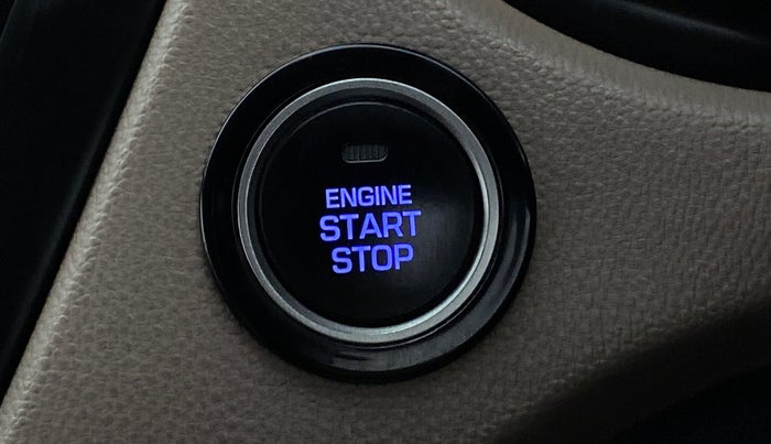 2016 Hyundai Elite i20 ASTA 1.2 (O), Petrol, Manual, 37,652 km, Keyless Start/ Stop Button
