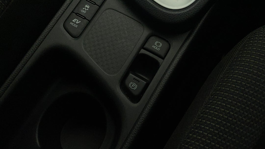 2021 Toyota Yaris Cross Gx Hybrid, Automatic, 51471 km, Handbrake