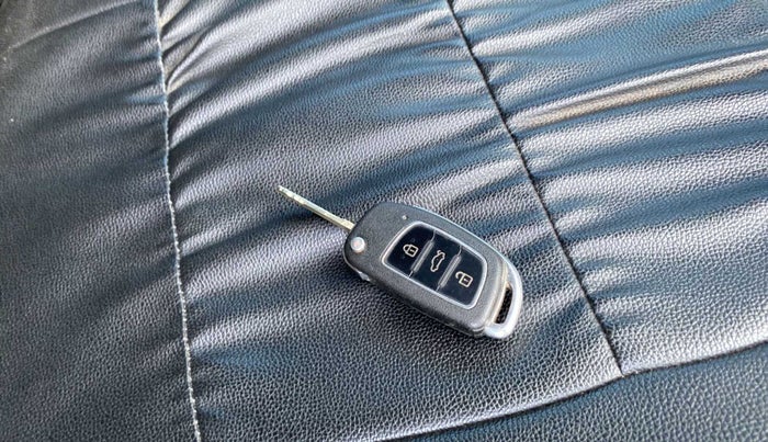 2018 Hyundai Grand i10 ERA 1.2 KAPPA VTVT, Petrol, Manual, 25,381 km, Key Close Up