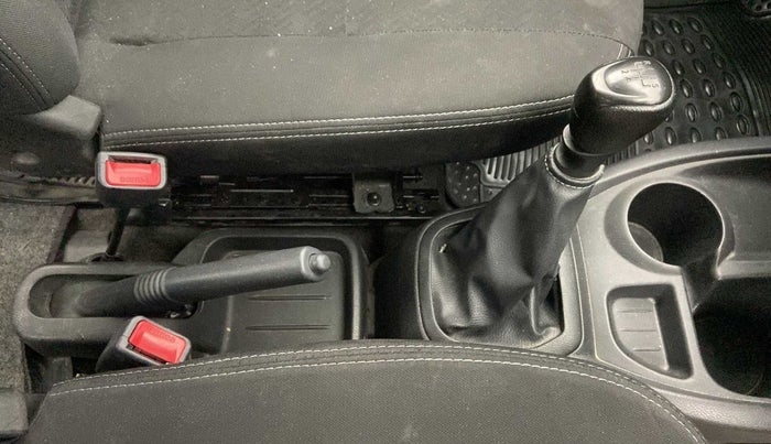 2018 Datsun Redi Go T, Petrol, Manual, 41,415 km, Gear Lever
