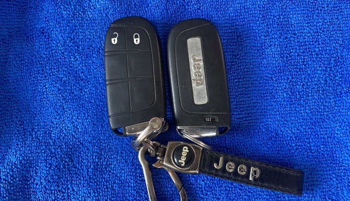 2018 Jeep Compass LIMITED PLUS DIESEL, Diesel, Manual, 72,934 km, Key Close Up