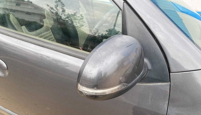 2011 Hyundai i10 MAGNA 1.2, Petrol, Manual, 65,632 km, Right rear-view mirror - Indicator light has minor damage