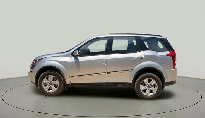 2015 Mahindra XUV500 W8, Diesel, Manual, 65,585 km, Left Side