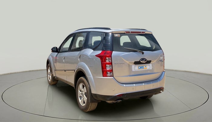 2015 Mahindra XUV500 W8, Diesel, Manual, 65,585 km, Left Back Diagonal