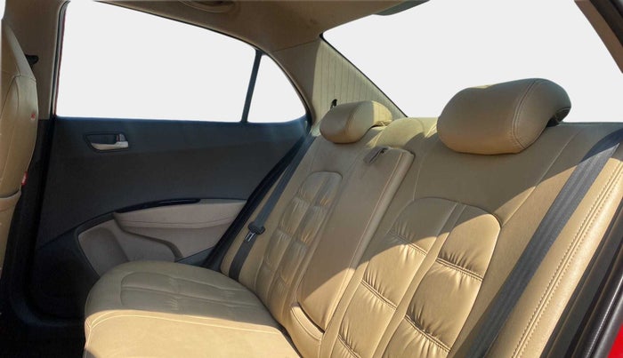 2014 Hyundai Xcent S 1.2, Petrol, Manual, 1,01,302 km, Right Side Rear Door Cabin