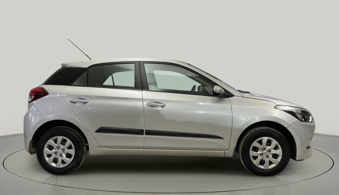 2017 Hyundai Elite i20 SPORTZ 1.2, Petrol, Manual, 24,686 km, Right Side View