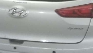 2017 Hyundai Elite i20 SPORTZ 1.2, Petrol, Manual, 24,686 km, Dicky (Boot door) - Slightly dented