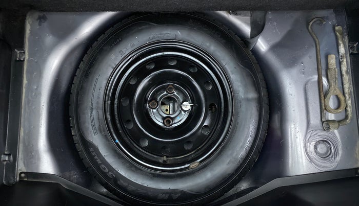 2014 Maruti Swift VDI, Diesel, Manual, 92,849 km, Spare Tyre