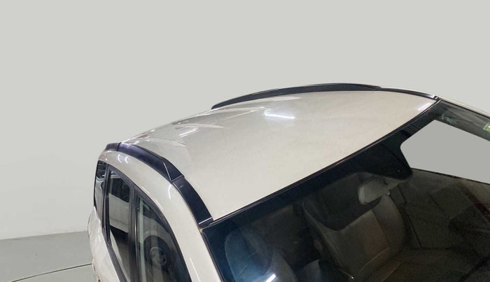 2014 Mahindra XUV500 W8, Diesel, Manual, 1,08,937 km, Roof