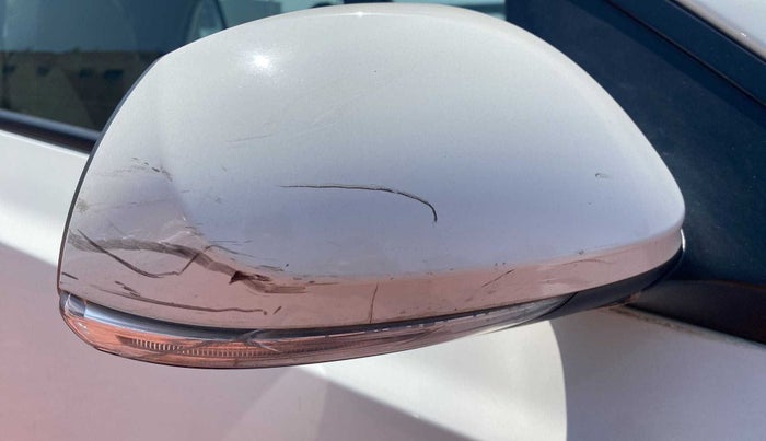 2018 Hyundai Grand i10 SPORTZ 1.2 KAPPA VTVT, Petrol, Manual, 36,861 km, Right rear-view mirror - Indicator light has minor damage