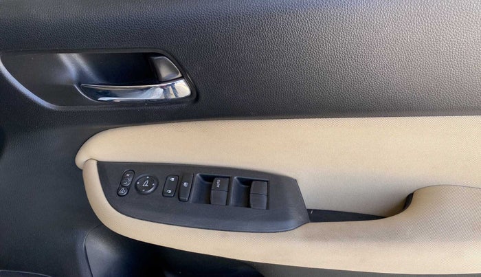 2020 Honda City 1.5L I-VTEC V MT, Petrol, Manual, 28,649 km, Driver Side Door Panels Control