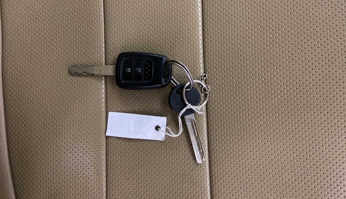2019 Honda Amaze 1.2L I-VTEC S, Petrol, Manual, 39,444 km, Key Close Up