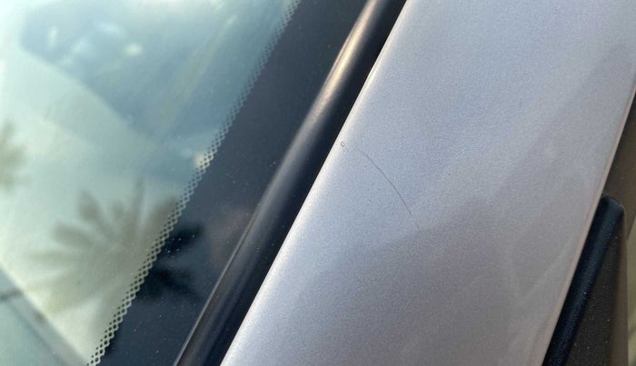 2016 Hyundai Elite i20 ASTA 1.2 (O), Petrol, Manual, 36,174 km, Left A pillar - Minor scratches
