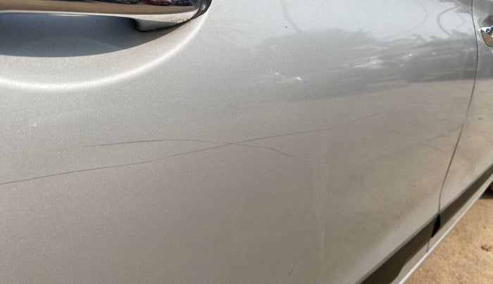 2016 Hyundai Elite i20 ASTA 1.2 (O), Petrol, Manual, 36,174 km, Right rear door - Minor scratches