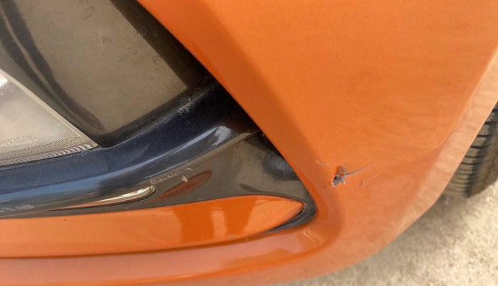 2019 Hyundai Elite i20 SPORTZ PLUS 1.2, Petrol, Manual, 39,915 km, Front bumper - Minor scratches