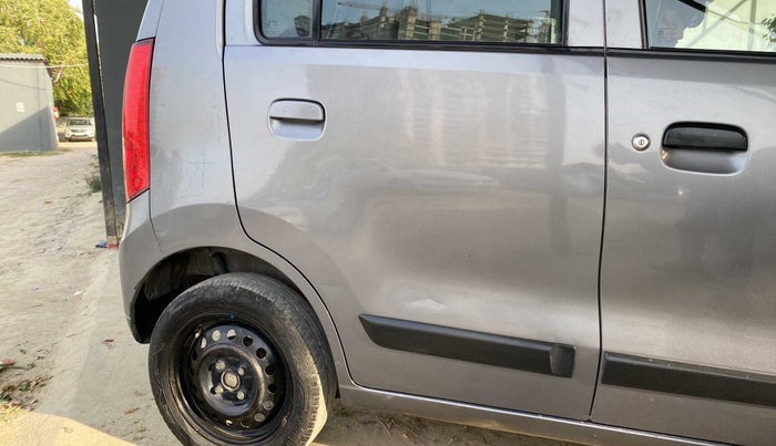 2015 Maruti Wagon R 1.0 VXI, Petrol, Manual, 67,517 km, Right rear door - Slightly dented