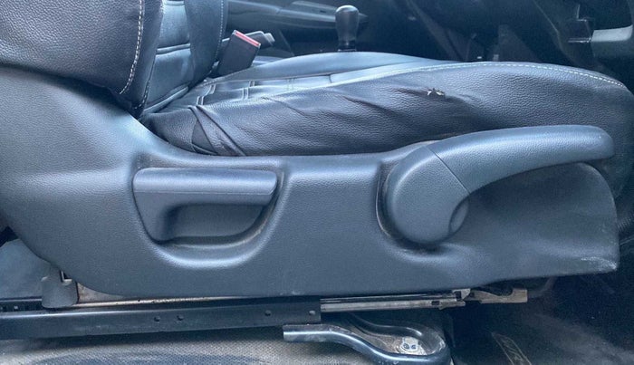 2018 Honda WR-V 1.2L I-VTEC VX MT, Petrol, Manual, 59,658 km, Driver Side Adjustment Panel