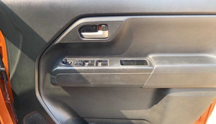 2019 Maruti New Wagon-R ZXI 1.2 AMT, Petrol, Automatic, 56,264 km, Driver Side Door Panels Control