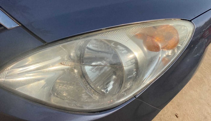2011 Hyundai i20 SPORTZ (O) 1.2, Petrol, Manual, 1,11,344 km, Left headlight - Faded