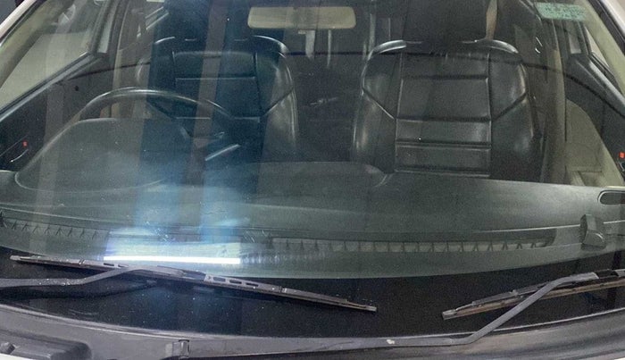 2018 Maruti Dzire VDI, Diesel, Manual, 57,439 km, Front windshield - Minor spot on windshield