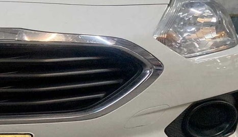 2018 Maruti Dzire VDI, Diesel, Manual, 57,439 km, Front bumper - Chrome strip damage