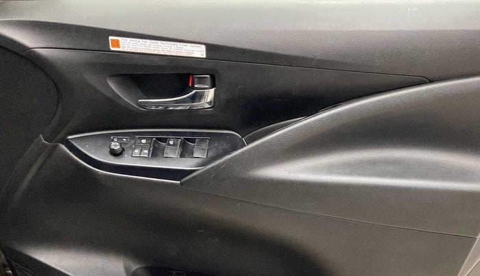 2021 Toyota Innova Crysta 2.4 GX 7 STR, Diesel, Manual, 48,799 km, Driver Side Door Panels Control
