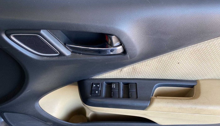 2017 Honda City 1.5L I-VTEC V MT, Petrol, Manual, 50,472 km, Driver Side Door Panels Control