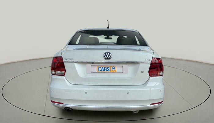 2016 Volkswagen Vento HIGHLINE 1.5 AT, Diesel, Automatic, 1,01,018 km, Back/Rear