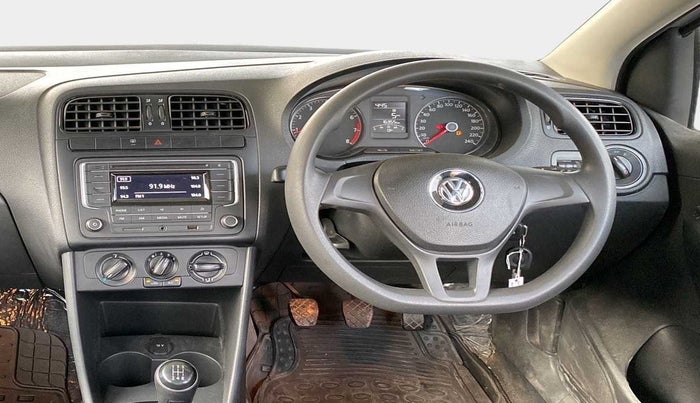 2018 Volkswagen Polo COMFORTLINE 1.0L MPI, Petrol, Manual, 16,333 km, Steering Wheel Close Up