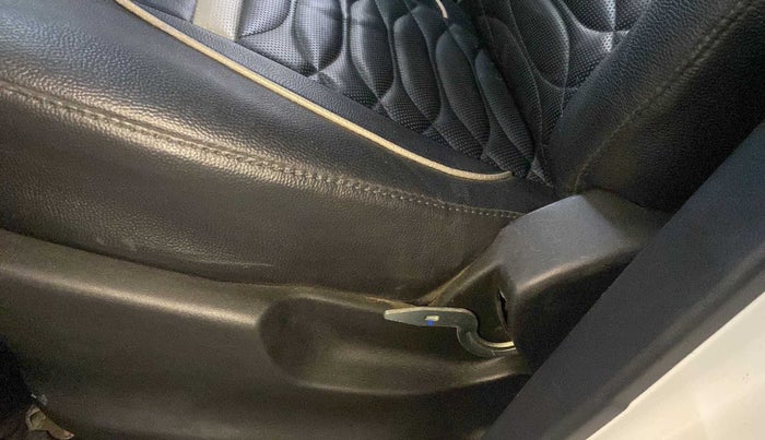 2021 Datsun Redi Go T(O), Petrol, Manual, 31,255 km, Front left seat (passenger seat) - Folding lever cover has minor damage