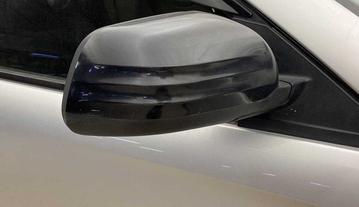 2019 Mahindra KUV 100 NXT K2 P 6 STR, Petrol, Manual, 20,023 km, Right rear-view mirror - Cover has minor damage