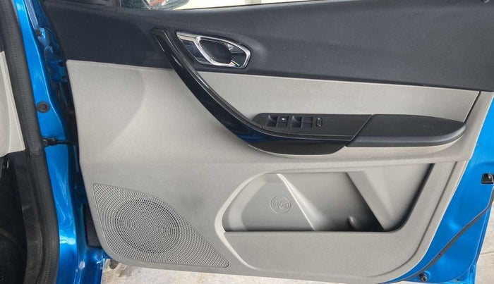 2019 Tata Tiago XZ PLUS PETROL, Petrol, Manual, 23,141 km, Driver Side Door Panels Control