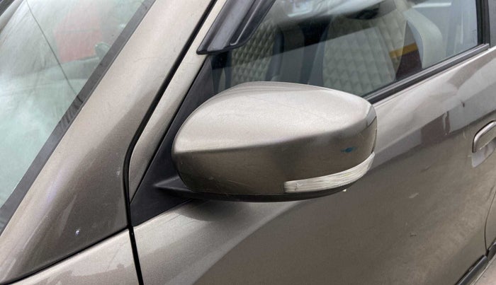 2020 Maruti New Wagon-R ZXI 1.2, Petrol, Manual, 45,123 km, Left rear-view mirror - Indicator light has minor damage