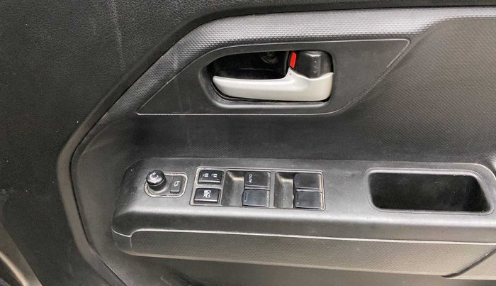 2020 Maruti New Wagon-R ZXI 1.2, Petrol, Manual, 45,123 km, Right front window switch / handle - Power window makes minor noise