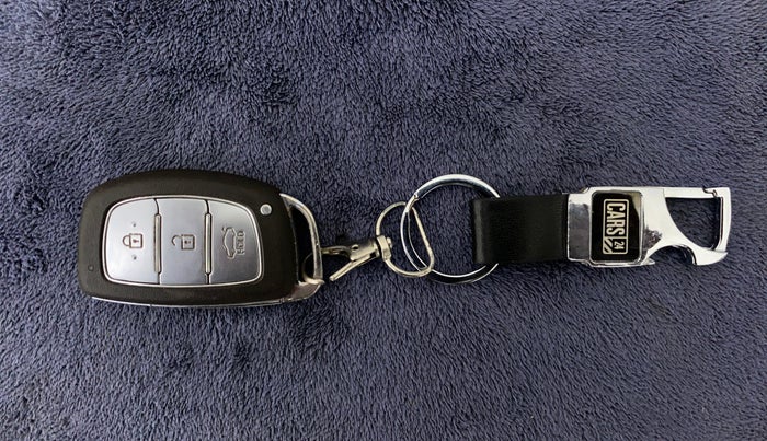2014 Hyundai Grand i10 SPORTZ 1.2 KAPPA VTVT, Petrol, Manual, 45,170 km, Key Close Up
