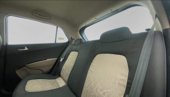 2014 Hyundai Grand i10 SPORTZ 1.2 KAPPA VTVT, Petrol, Manual, 45,170 km, Right Side Rear Door Cabin