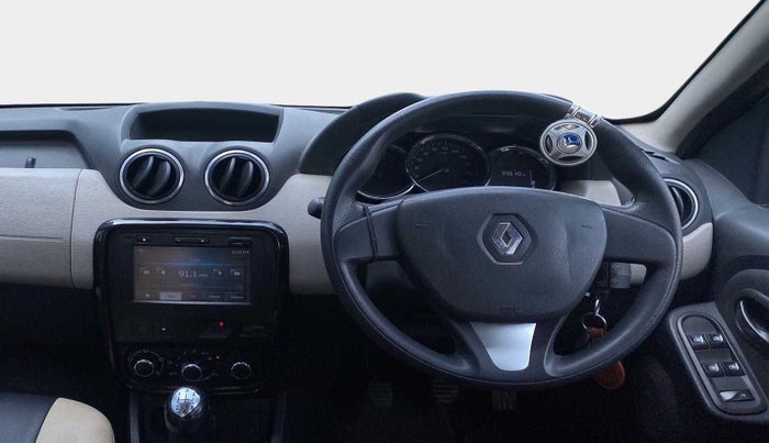 2015 Renault Duster 85 PS RXL DIESEL (OPT), Diesel, Manual, 99,606 km, Steering Wheel Close Up