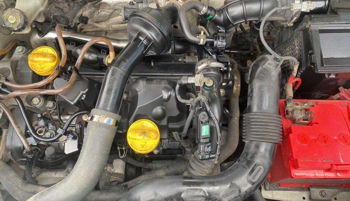 2015 Renault Duster 85 PS RXL DIESEL (OPT), Diesel, Manual, 99,606 km, Open Bonet