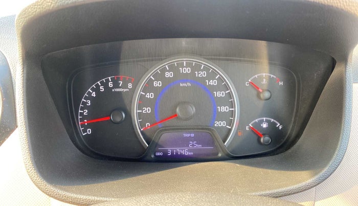 2015 Hyundai Grand i10 SPORTZ 1.2 KAPPA VTVT, Petrol, Manual, 31,743 km, Odometer Image